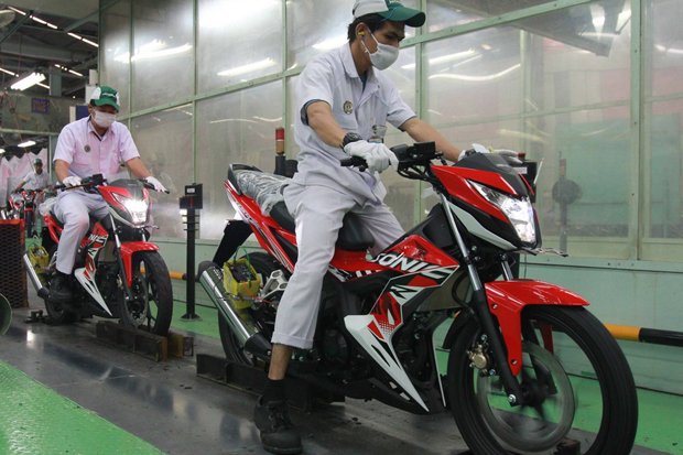 Lawan Suzuki Satria...