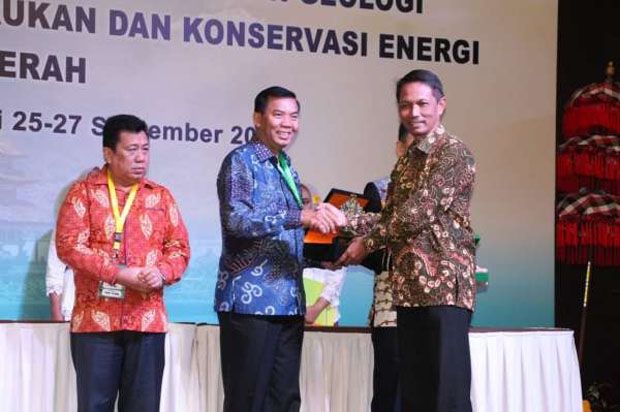 Wali Kota Terima Hibah...