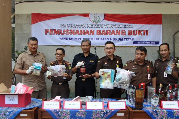 Bea Cukai dan Kejari...