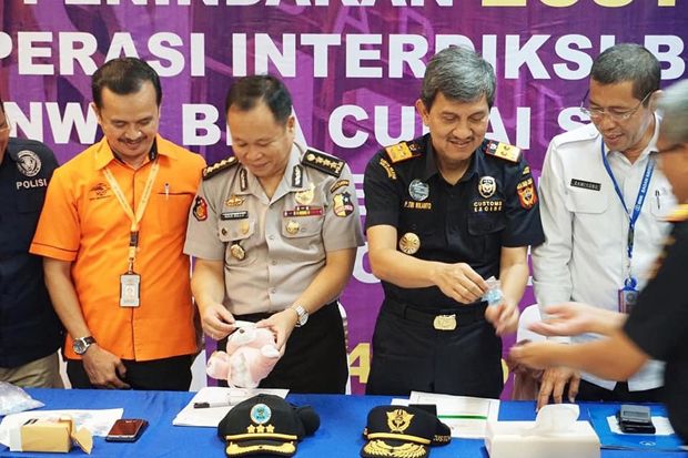 Amankan Negara, Bea...