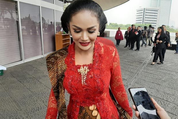 Resmi Jadi Wakil Rakyat,...