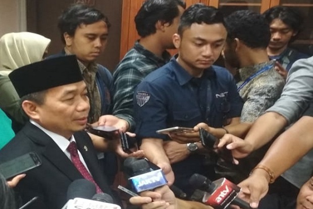 Jadi Kekuatan Penyeimbang,...