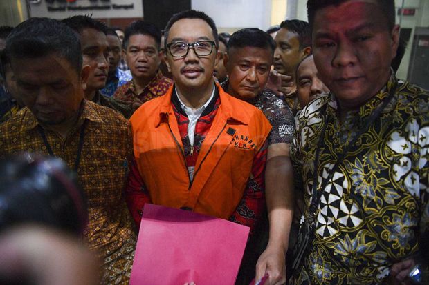 Dalami Kasus Imam Nahrawi,...