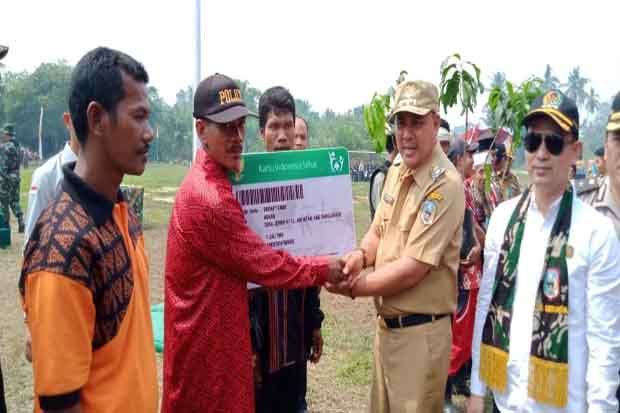 Warga Suku Anak Dalam...