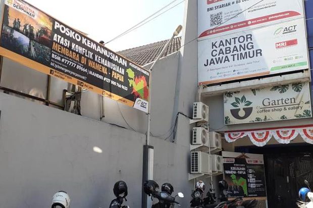 Bantu Korban Wamena,...