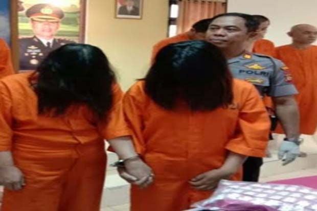 Ingin Lupakan Mantan,...