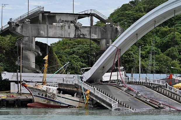 1 WNI Korban Jembatan...