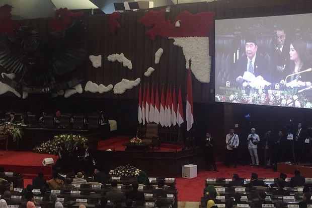 Fraksi Gerindra Minta...