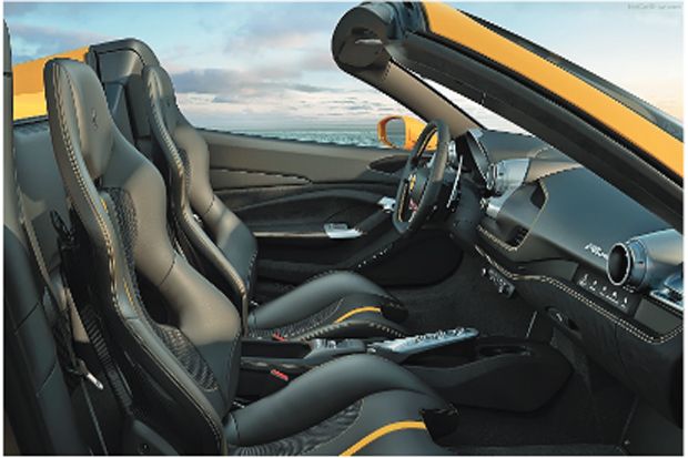 Ferrari F8 Spider Hadir...