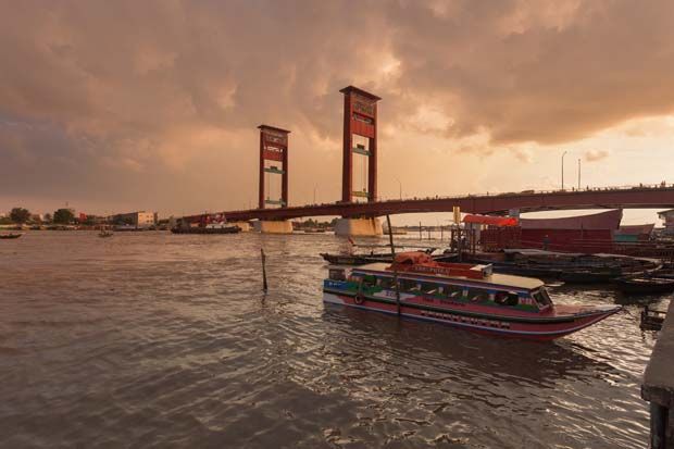 Jembatan Ampera, Ikon...