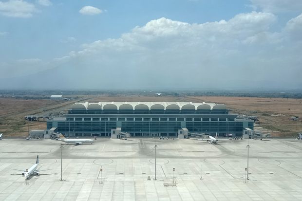 Bandara Internasional...