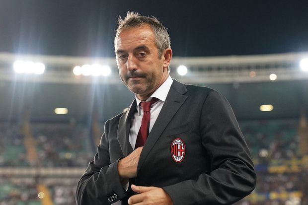 Ngeyel, Giampaolo: Mundur...