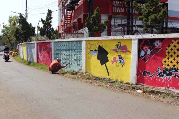 Warga Percantik Kampung...
