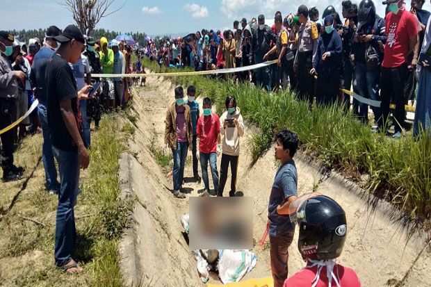 Mayat Wanita dalam Karung...