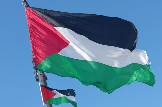Palestina Kembali Terima...