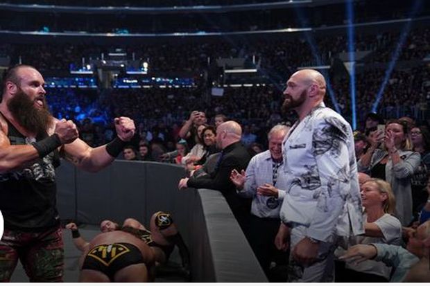 Tyson Fury Bikin Geger...