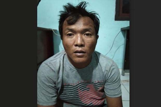Polisi Tembak Buronan...