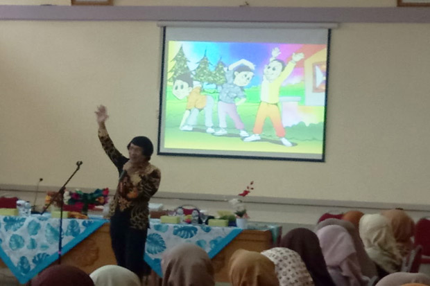 Di Hadapan Guru PAUD...