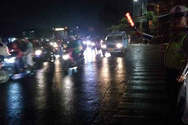 Jakarta Diguyur Hujan,...