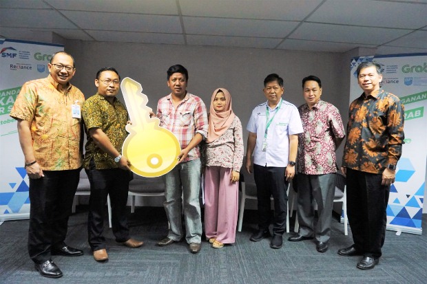 Kerja Sama SMF-Grab,...