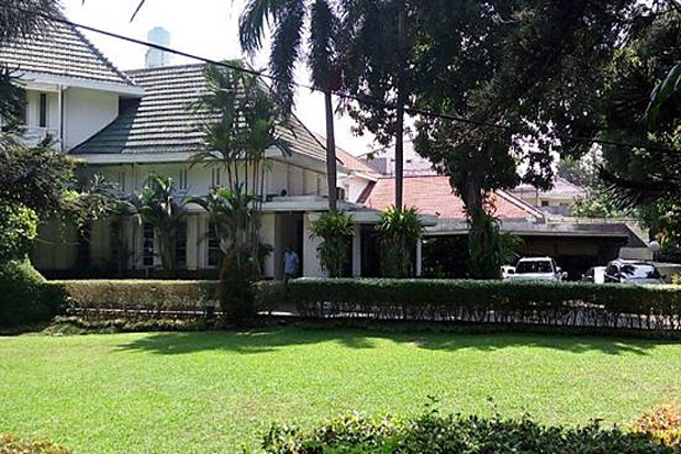 Perbaikan Rumah Dinas...
