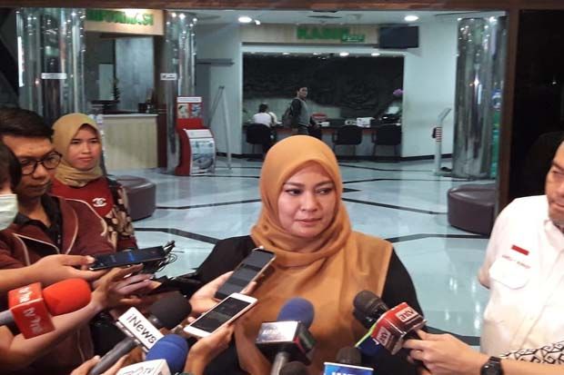 Bupati Pandeglang Kutuk...