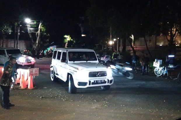 Pimpinan MPR Sampaikan...