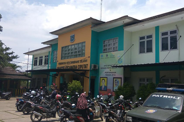 Camat Ciputat Jelaskan...