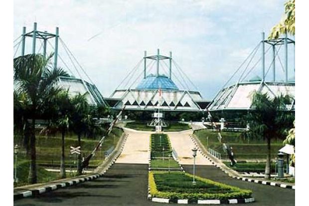 Ingin Gaet Milenial,...