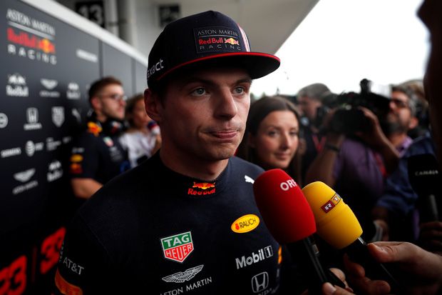 Verstappen Kecam Leclerc