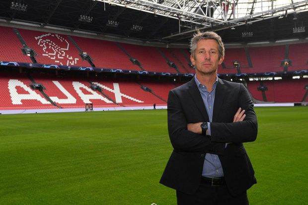 Van der Sar Berminat...