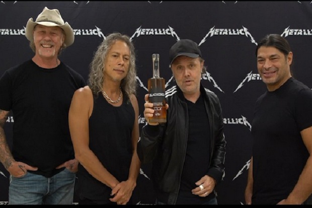 Hetfield Direhabilitasi,...