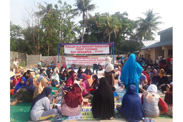 Warga Koang Tolak Rencana...