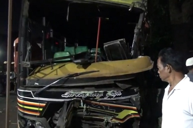 Bus Luragung Alami Rem...