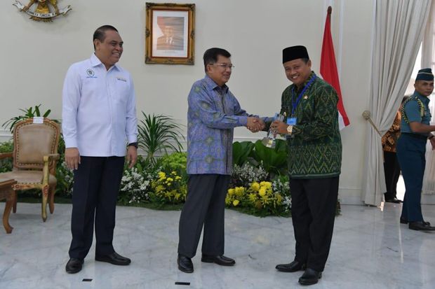 Si Perut Laper Masuk...