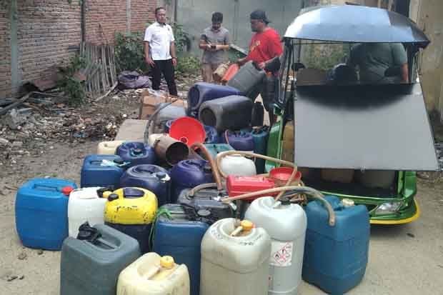 13 Pelaku Penimbunan...