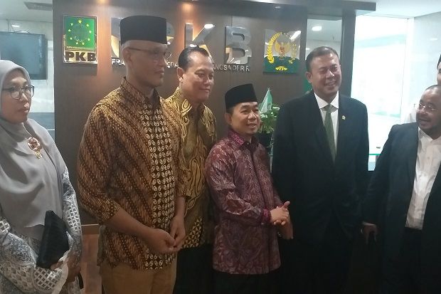 Silaturahim ke PKB,...