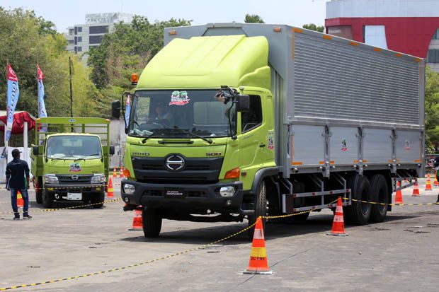 Ratusan Driver Berlaga...