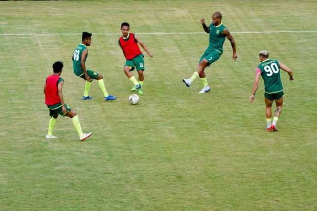 Jelang Persib vs Persebaya:...