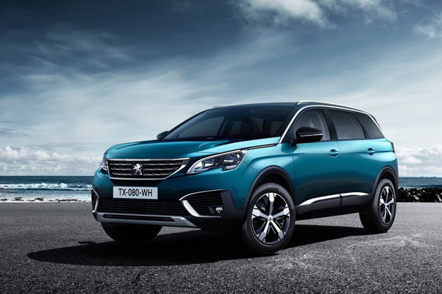 Mobil SUV Peugeot Bertabur...