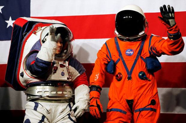 NASA Luncurkan Dua Pakaian...