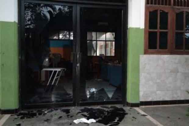 Amankan 30 Pelajar,...