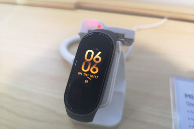 Xiaomi Band 4 Resmi...
