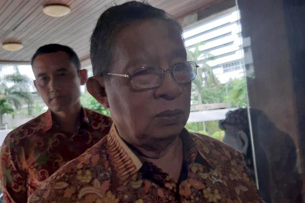 Suka Duka Pimpin Kemenko...