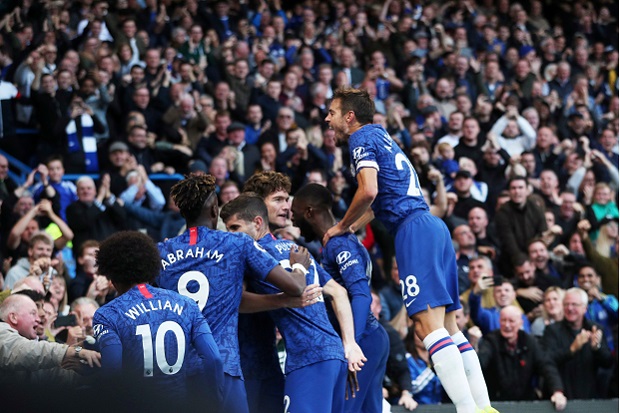 Permalukan Newcastle,...