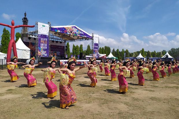Festival Hari Asuransi,...