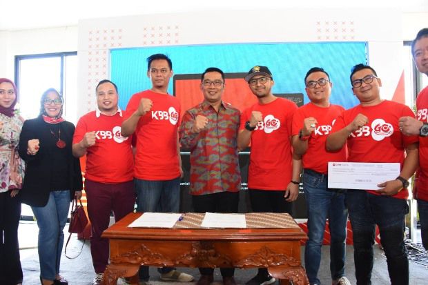 Gubernur Jabar Dukung...