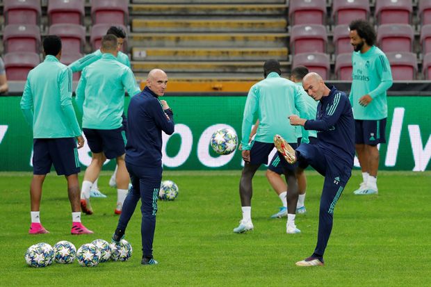 Terganggu Rumor Mourinho,...