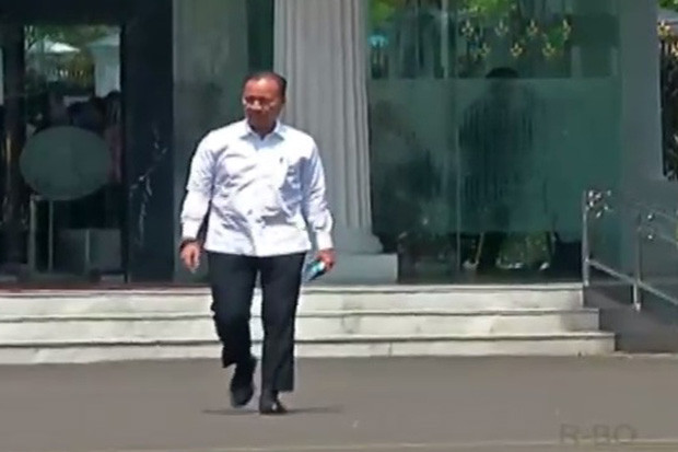 Begini Profil Agus Gumiwang...