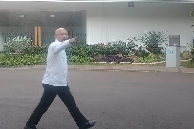 Tampil dengan Bewokan,...